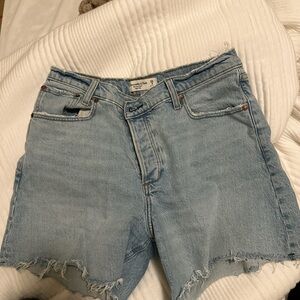 abercrombie the dad short high rise crossover